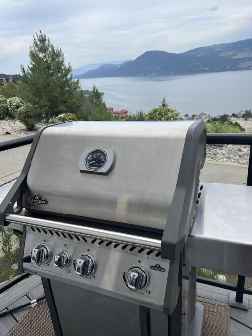 Jasmine Cottage Kelowna Eksteriør billede